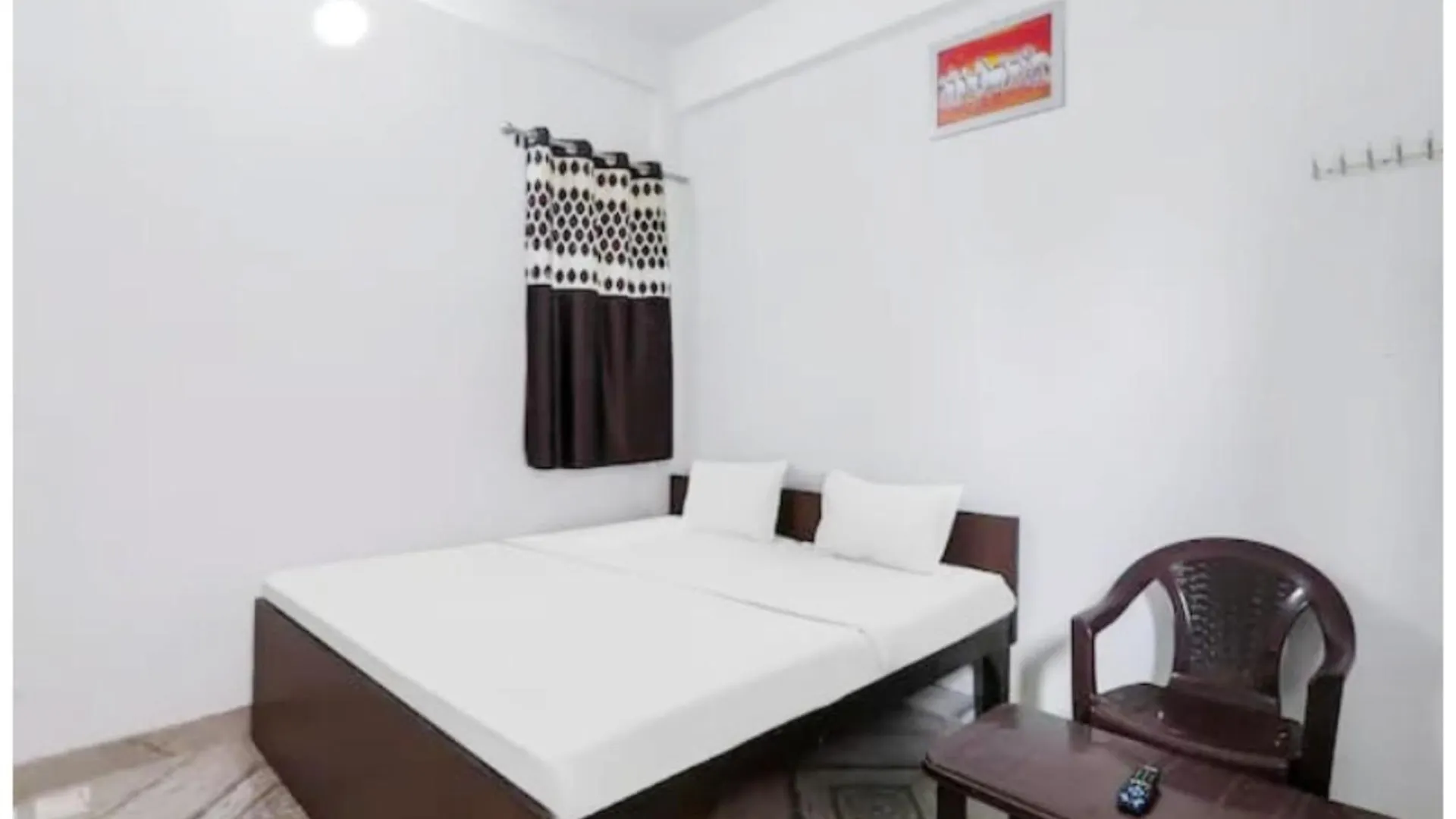 Hotel Shiv Ganga Guest House Varanasi Near Kashi Vishwanath Temple -Fully Air Conditioning Hotel 0*,  India